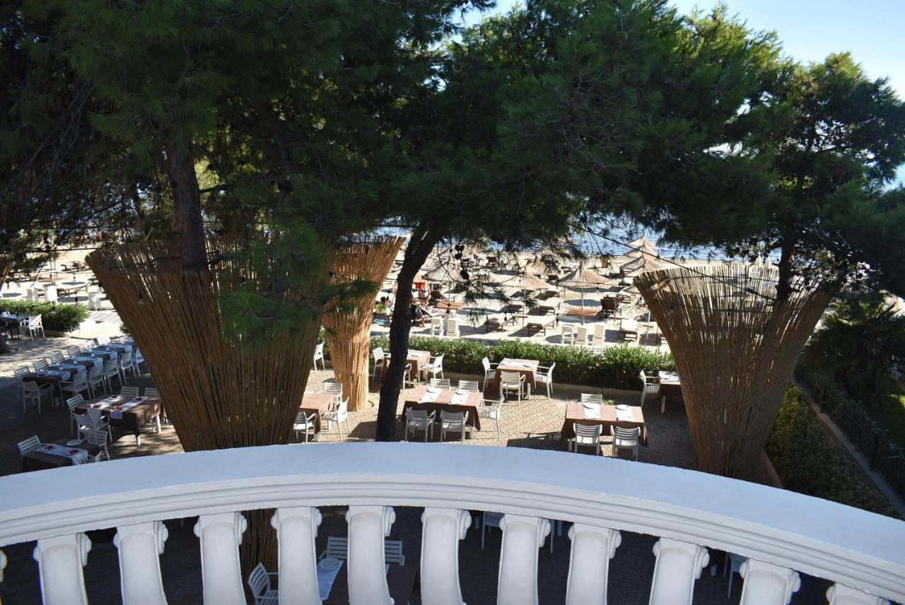 Cosmo Beach Hotel Durres Exterior photo